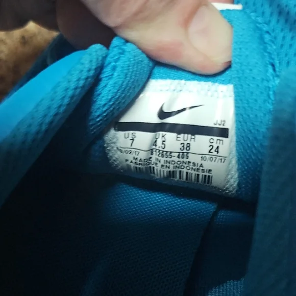 Nike Womens Turquoise Blue Mesh Athletic Sneakers - Picture 5 of 5